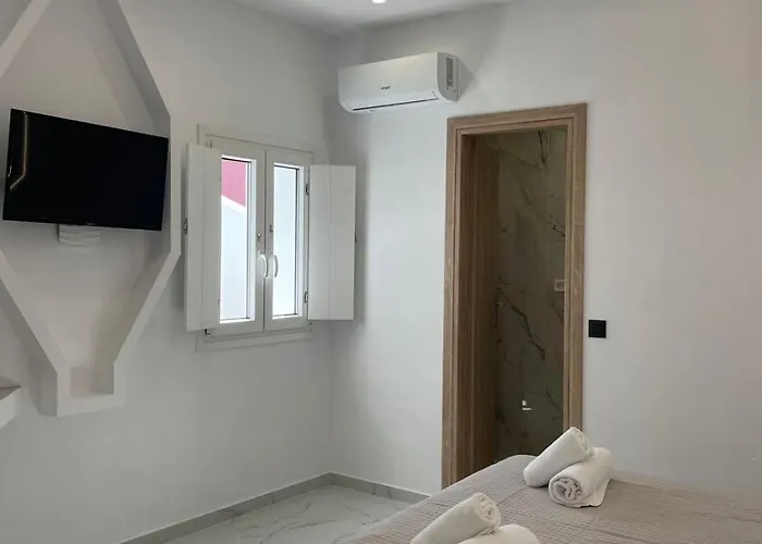 Centerline Prestige Hotel