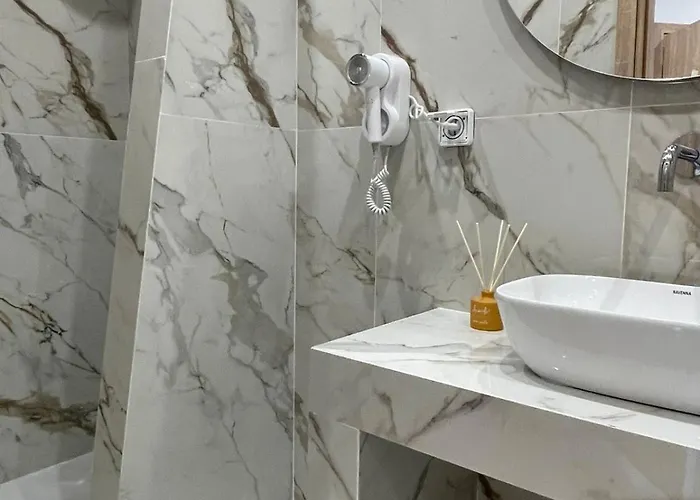 Centerline Prestige 3*