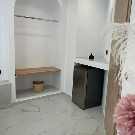 Centerline Prestige فندق