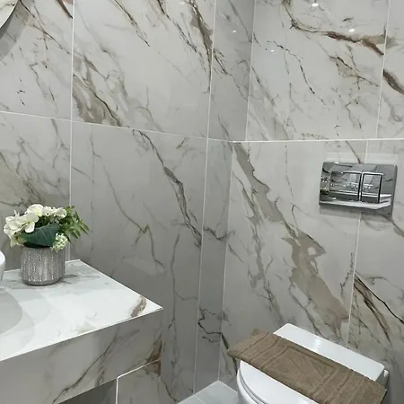 Centerline Prestige 3* Fira (Santorini)