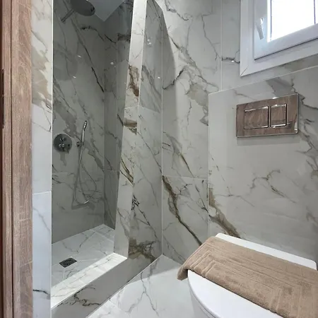 Centerline Prestige