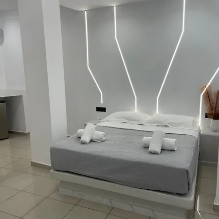 Centerline Prestige Hotel Fira (Santorini)