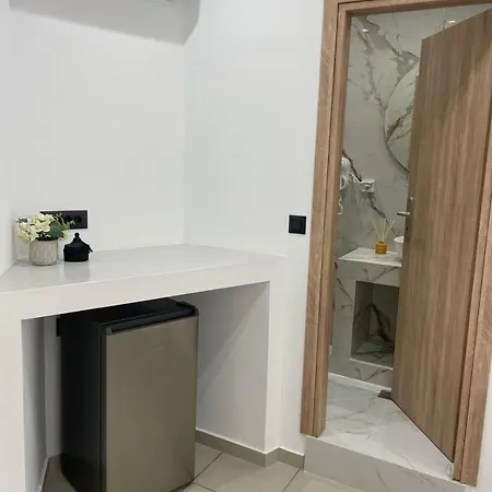 Centerline Prestige Hotel 3*