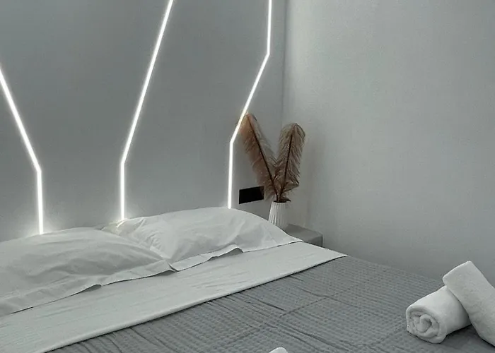 Centerline Prestige فندق