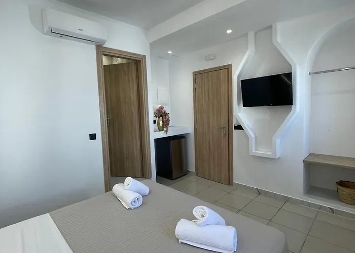 Отель Centerline Prestige 3*