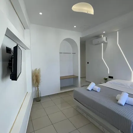 Centerline Prestige Hotel Fira (Santorini)